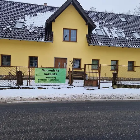 Schronisko Sokoliki Guest house Myslakowice