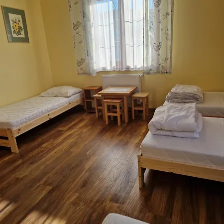 Schronisko Sokoliki Mysłakowice