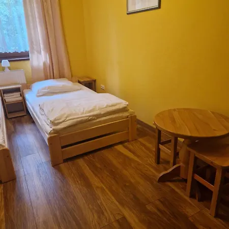 Schronisko Sokoliki Guest house 3*
