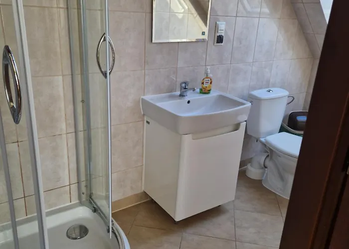 Guest house Schronisko Sokoliki 3*