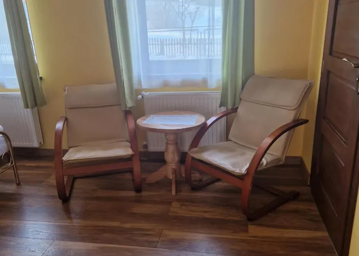 Schronisko Sokoliki Guest house