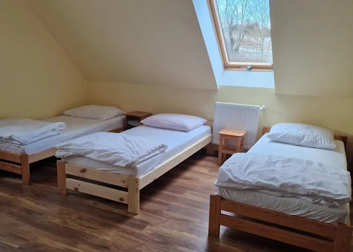 Schronisko Sokoliki Guest house Myslakowice