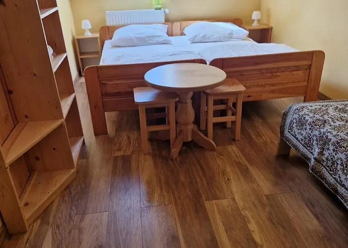 Schronisko Sokoliki Guest house